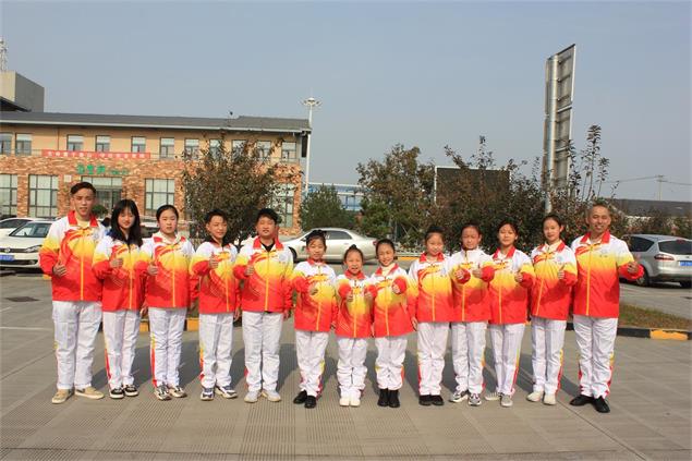 1635499479181551.jpg 代表队出征.JPG